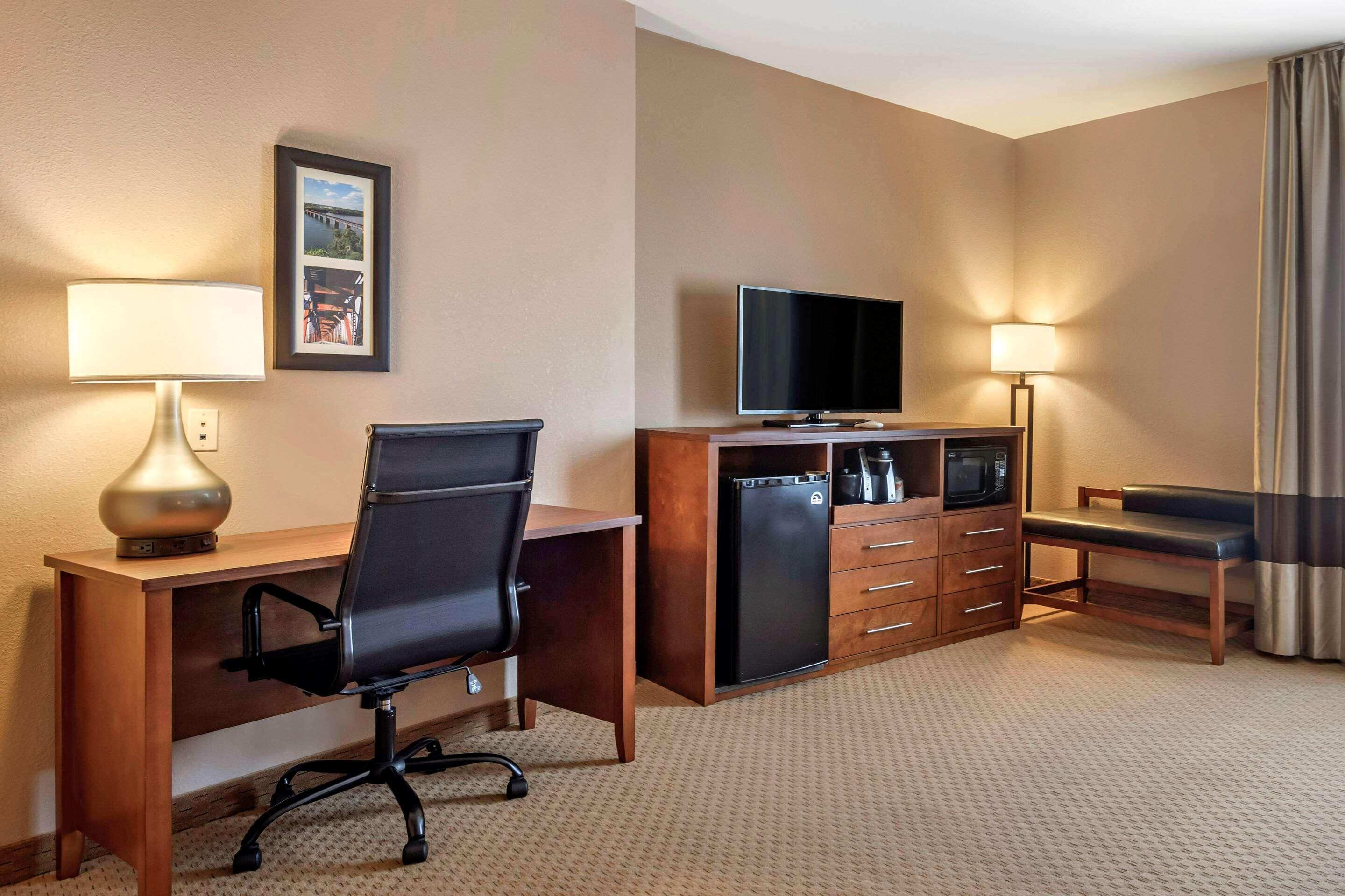 Comfort Suites Florence Shoals Area Extérieur photo